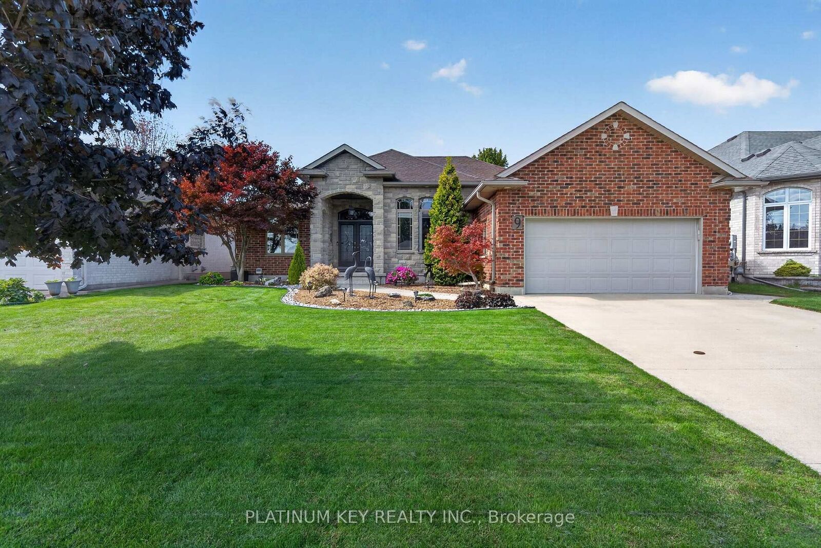 Property Photo:  9 Ronald Bloore Drive  ON N7W 1C5 