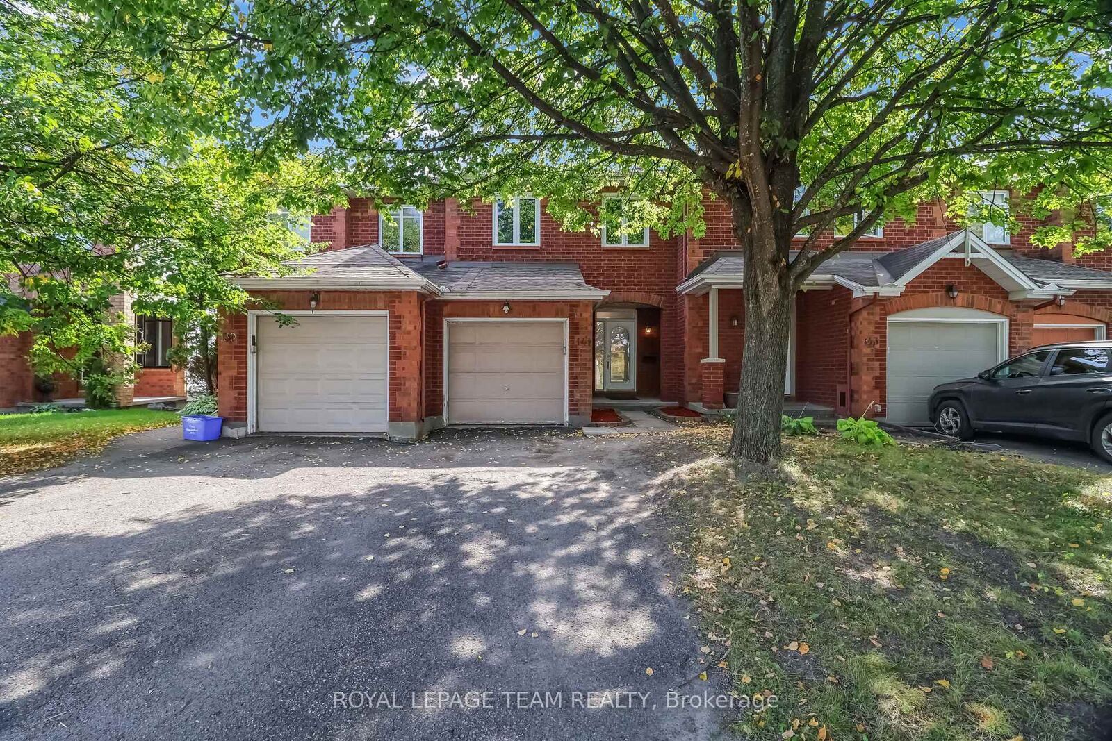 Property Photo:  141 Hearst Way  ON K2L 4G5 