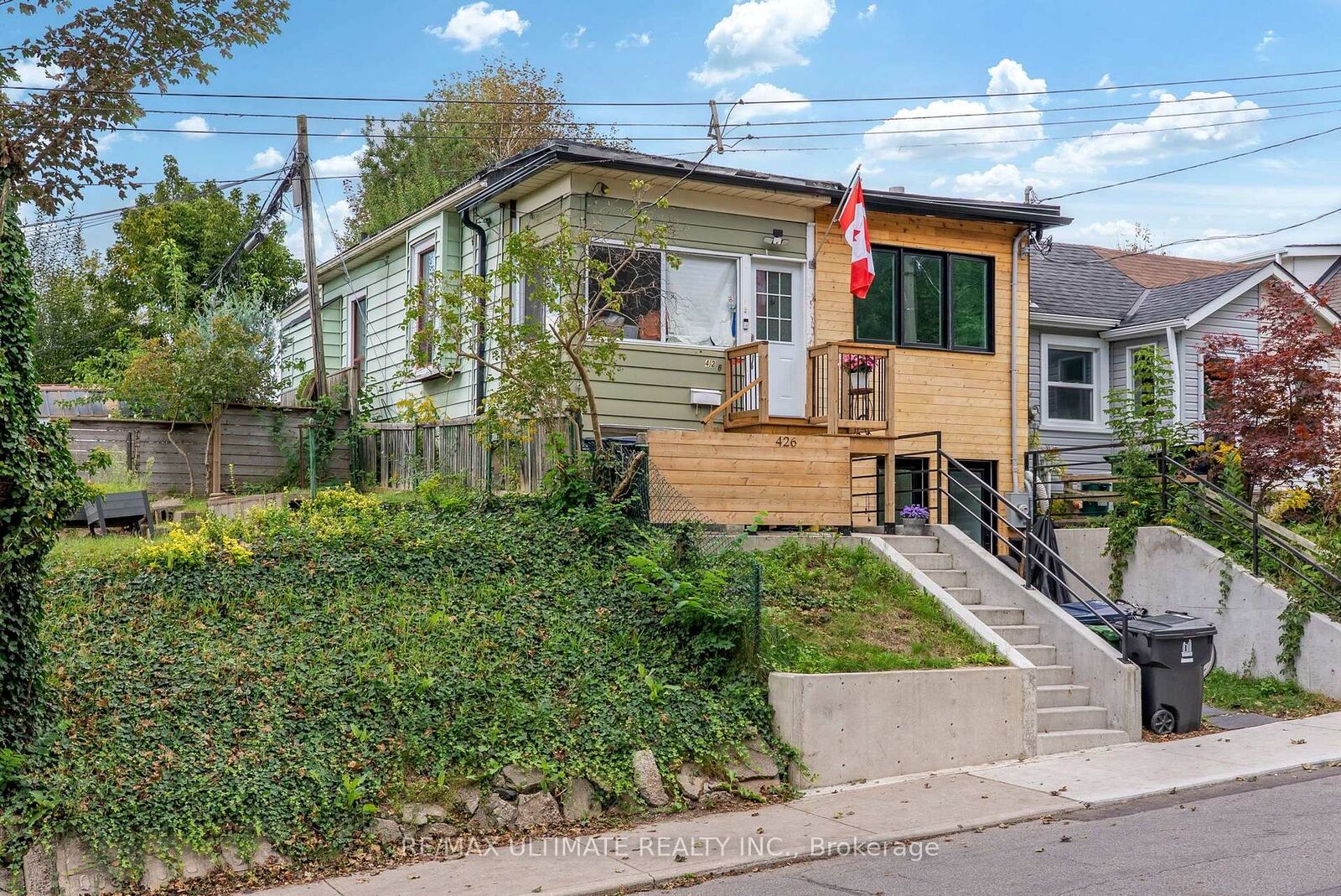 Property Photo:  426 Woodfield Road  ON M4L 2X3 