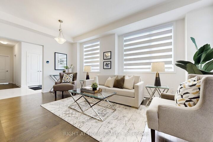 Property Photo:  154 Anna Russell Way  ON L3R 3X3 