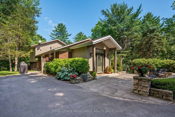 Property Photo:  120 Cross Cemetery Road  ON K0E 1L0 