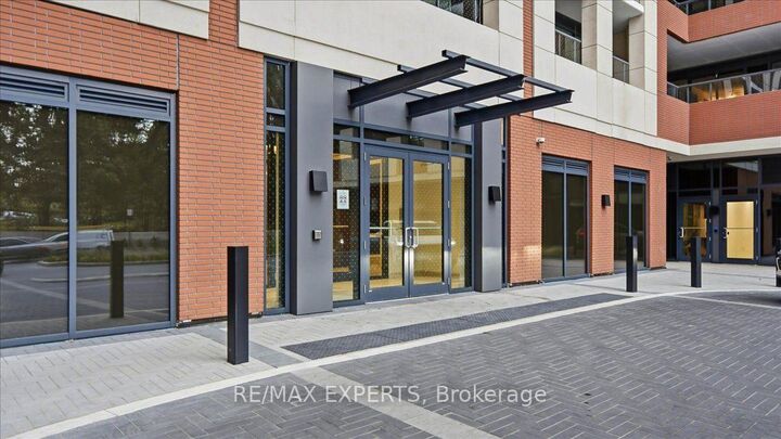 Property Photo:  4010 Eglinton Avenue W 2211  ON M9A 0G5 