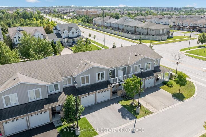 Property Photo:  75 Prince William Way 48  ON L4M 7P5 