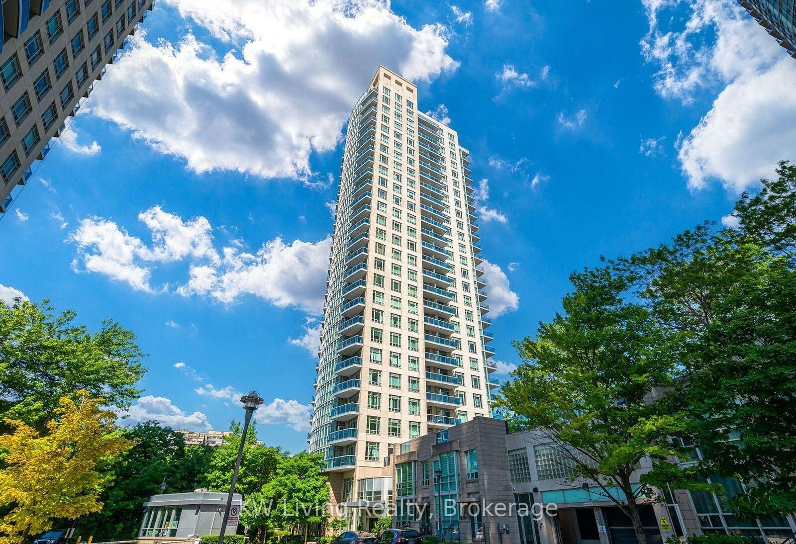 Property Photo:  90 Absolute Avenue 1001  ON L4Z 0A3 