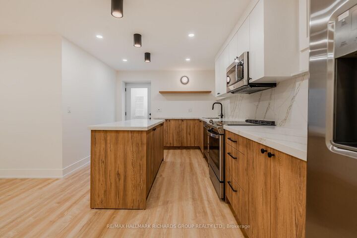 Property Photo:  20 Wineva Avenue Lower  ON M4E 2S9 
