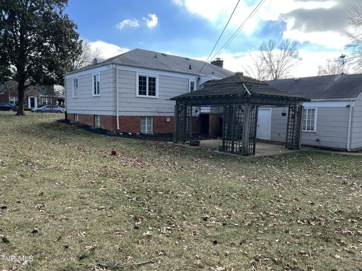 Property Photo:  1613 Belmeade Drive  TN 37664 