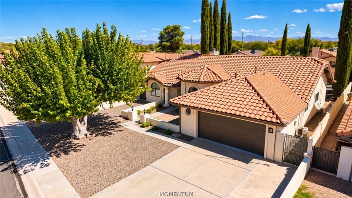Property Photo:  2706 Golf Drive  AZ 86401 