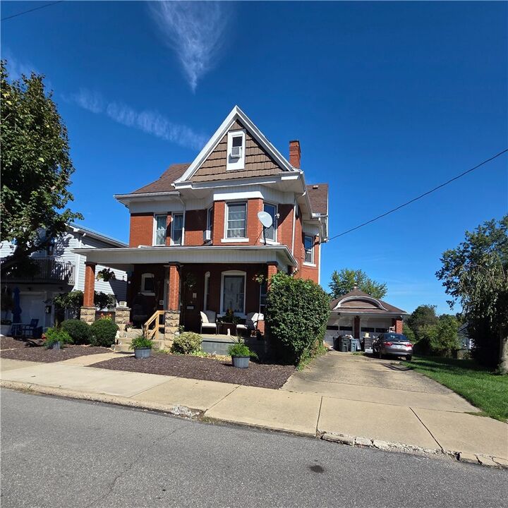 Property Photo: 220 Grace Ave PA 15317