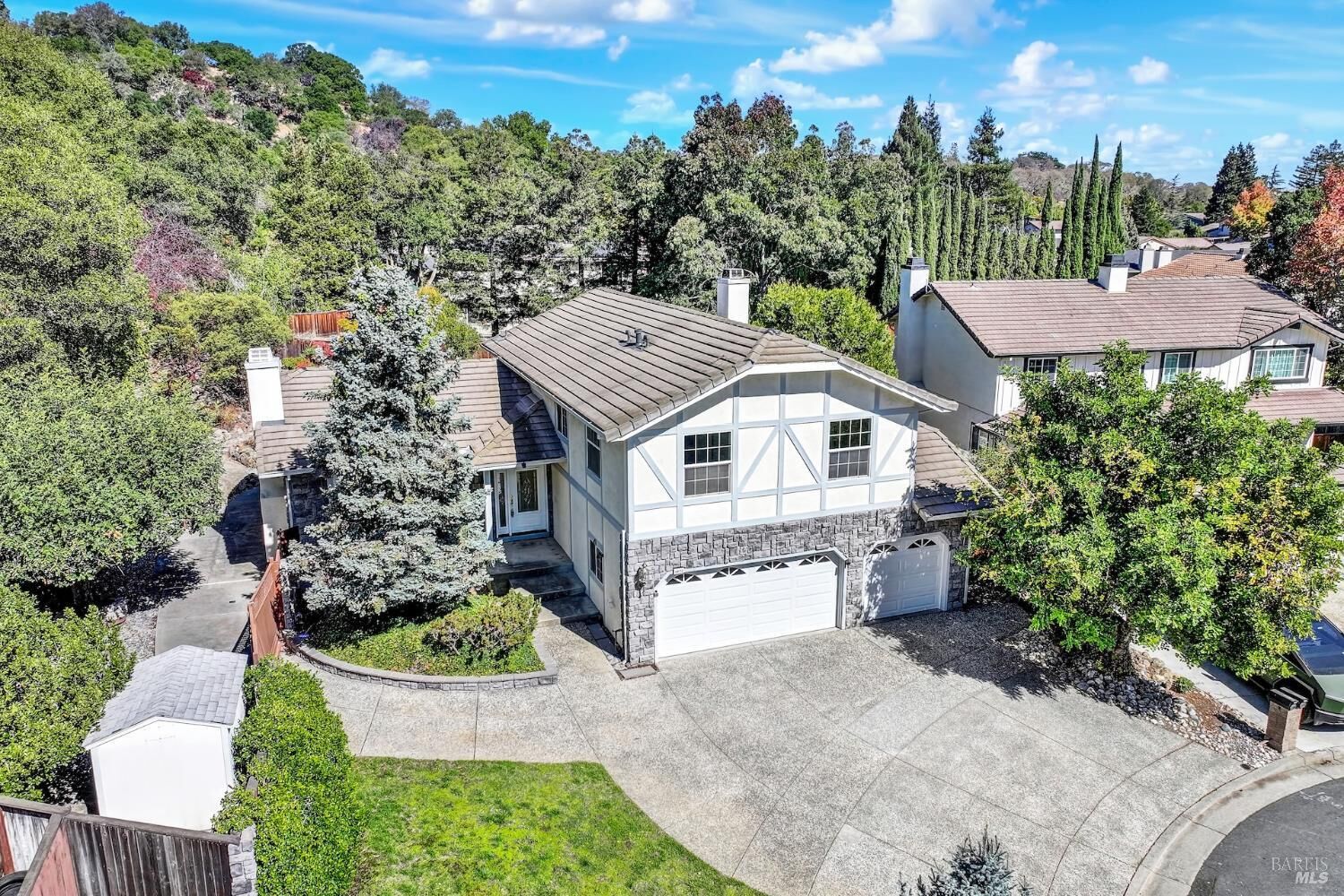 Property Photo:  4420 Bluebell Court  CA 94534 