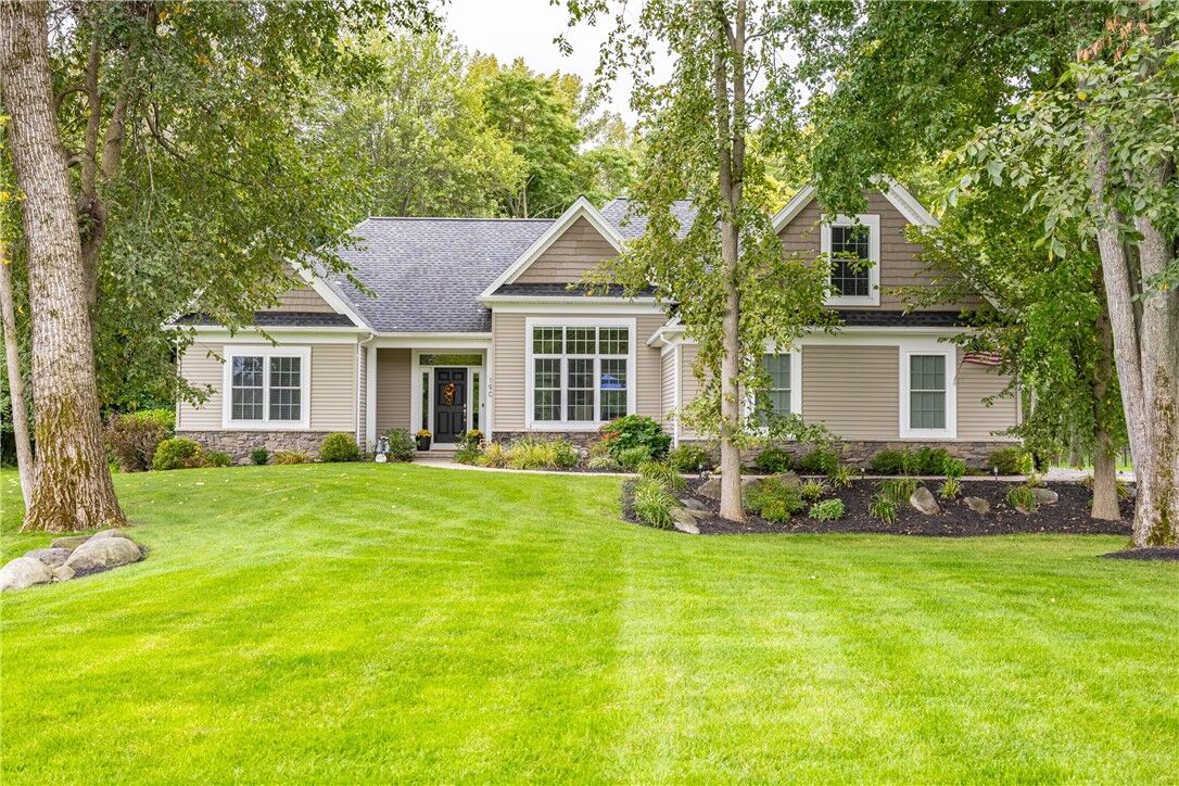 Property Photo: 190 Willnick Circle NY 14626