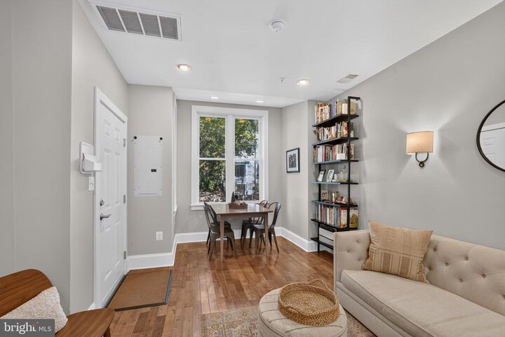 Property Photo:  1130 Columbia Road NW 2  DC 20009 