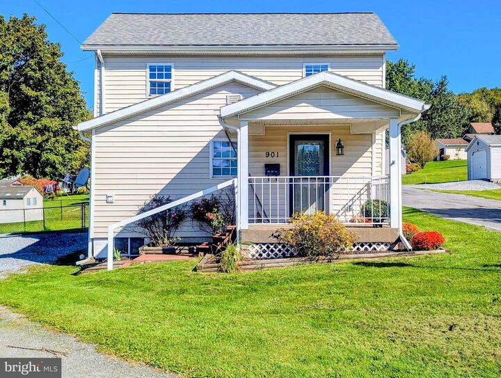 Property Photo: 901 Donoughe Street PA 16641