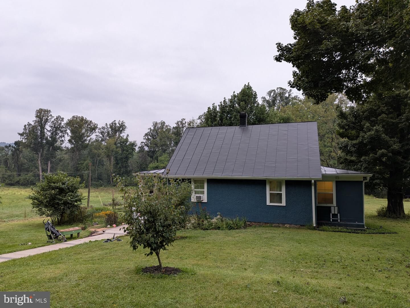 Property Photo: 5656 Obannon Road VA 20198