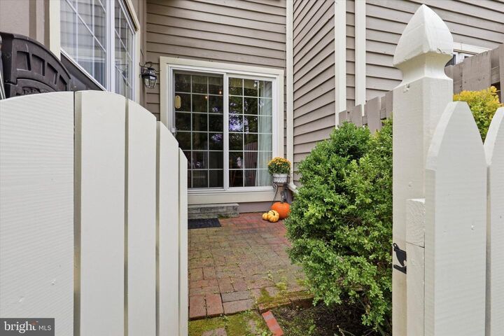 Property Photo: 280 Tulip Tree Court PA 19422