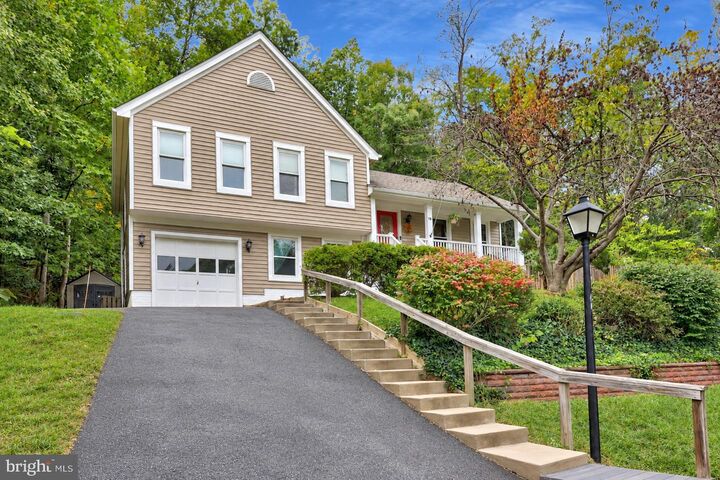 Property Photo: 19 Matio Cv Cove VA 22554