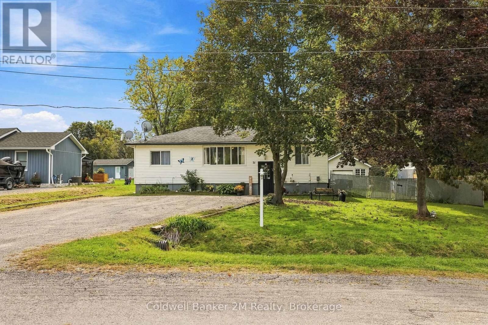 Property Photo:  31 Johnston Street  ON L0E 1N0 