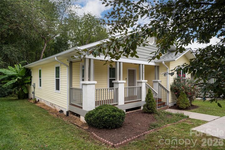 Property Photo:  124 Soulshine Court  NC 28806 