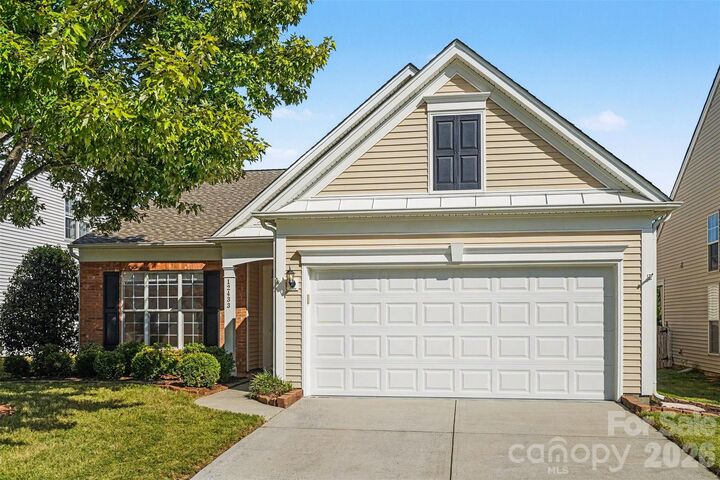 Property Photo:  12433 Bobhouse Drive  NC 28277 
