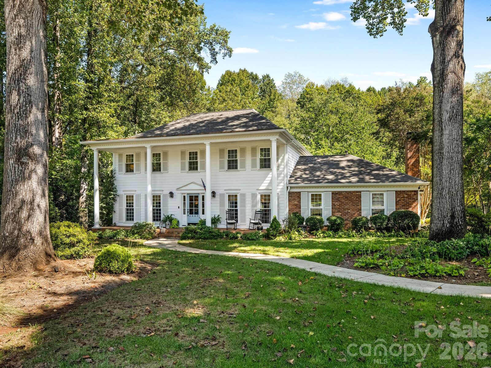 Property Photo: 2007 Fromby Court NC 28211