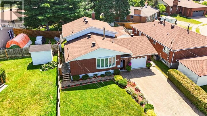 Property Photo:  150 Newton Crescent  ON P3L 1Z2 