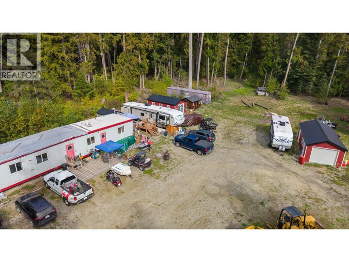 Property Photo:  4529 Highway 3 Other  BC V0B 1G9 