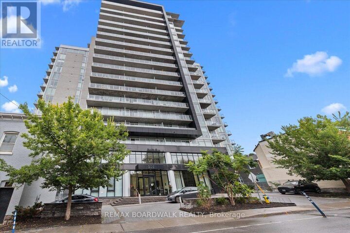 Property Photo:  255 Bay Street East 112  ON K1R 0C5 