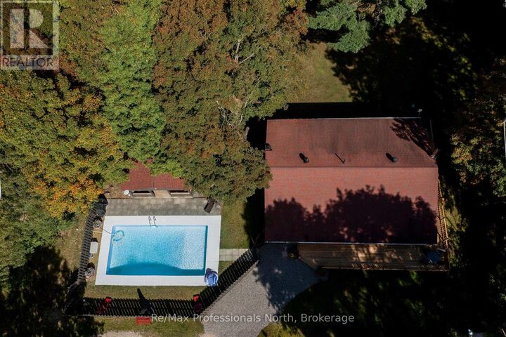 Property Photo: 3962 169 Muskoka Road ON P0B 1J0