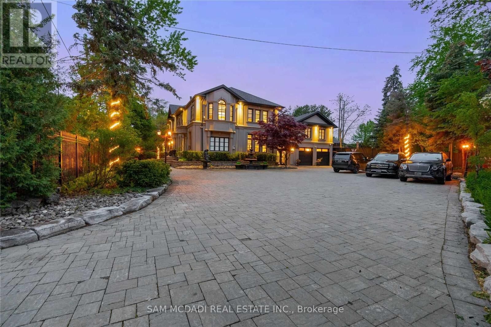 Property Photo:  1540 Mississauga Road  ON L5H 2K1 