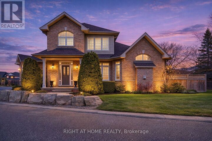 Property Photo: 4280 Taywood Drive 15 ON L7M 4X8