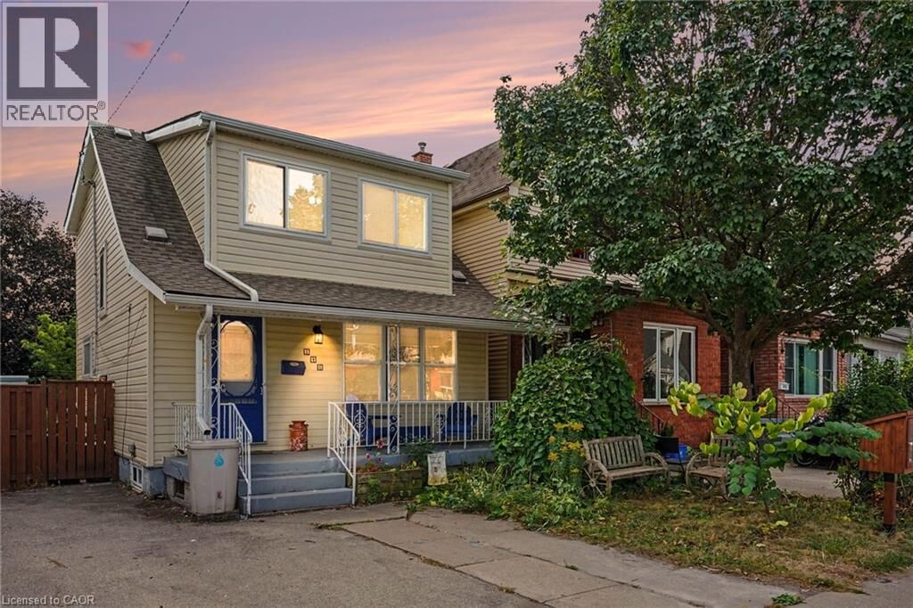 Property Photo:  146 Belmont Avenue  ON L8L 7M3 