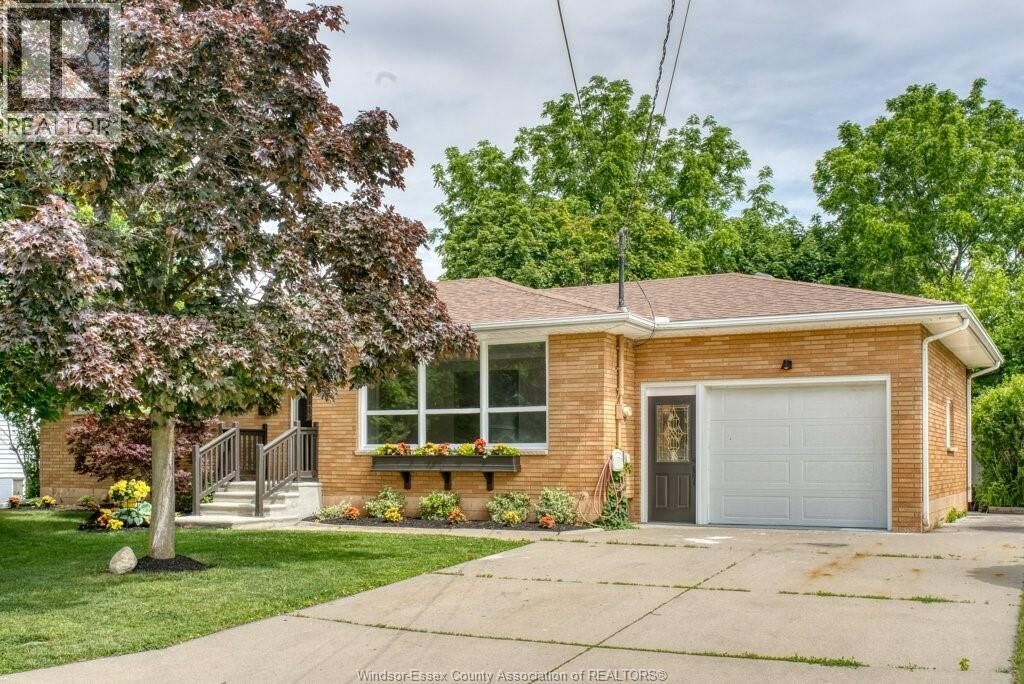 Property Photo:  68 McCallum  ON N9Y 1C2 
