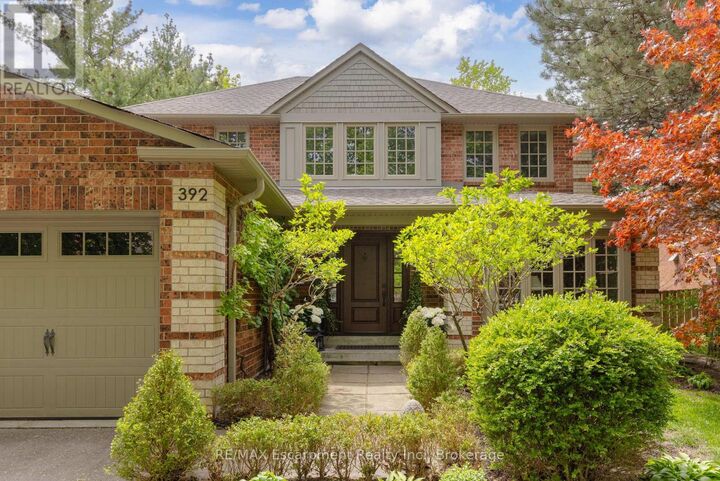 Property Photo: 392 Aspen Forest Drive ON L6J 6H5