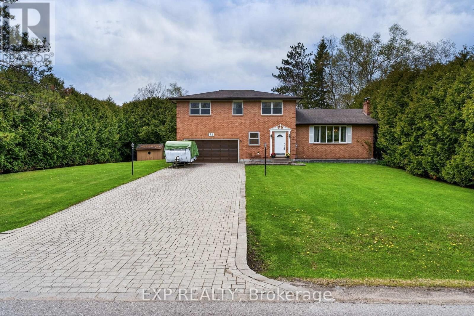Property Photo: 32 Louisa Street ON L0E 1L0