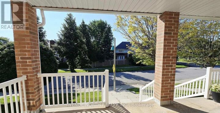 Property Photo:  50 Edenvale Drive 58  ON K2K 0A3 