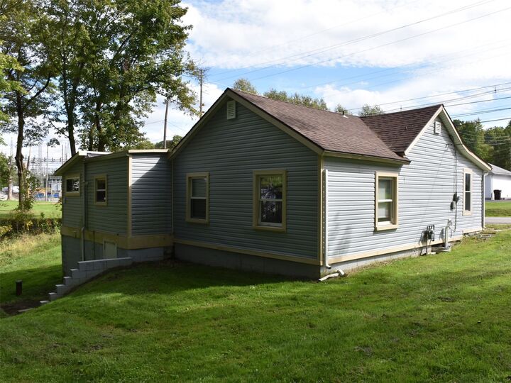 Property Photo: 1228 Morgan Street PA 16335