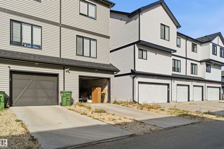 Property Photo:  19611 28 Avenue NW  AB T6M 0X2 