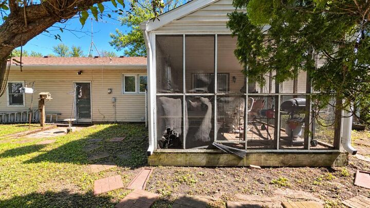 Property Photo: 2704 N 13th Pl IA 50501