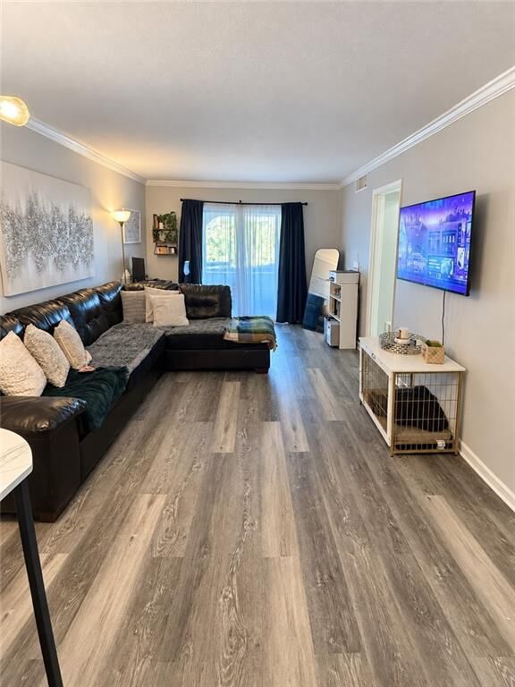 Property Photo: 395 Pharr Road NE 103 GA 30305