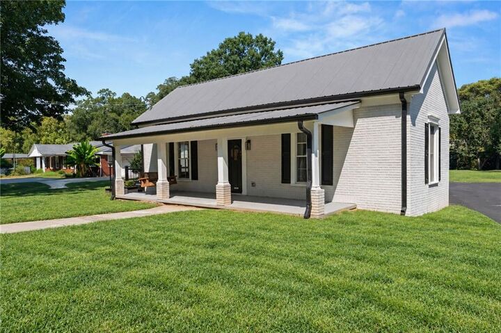Property Photo: 237 N Erwin Street GA 30120