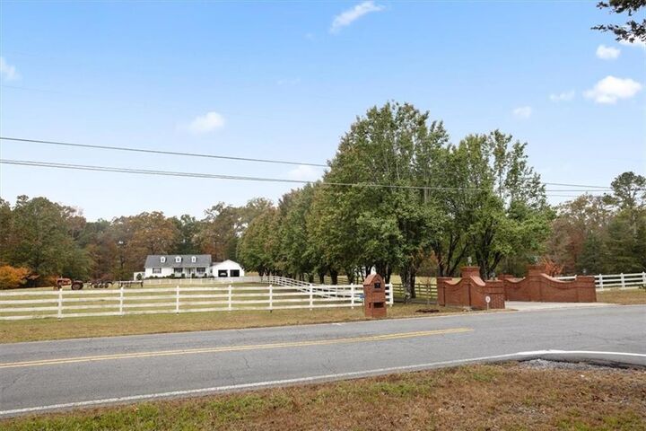 Property Photo:  871 Robinson Road  GA 30705 