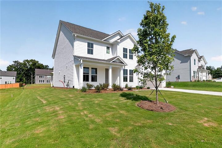 Property Photo: 121 Willow Bend Road GA 30141