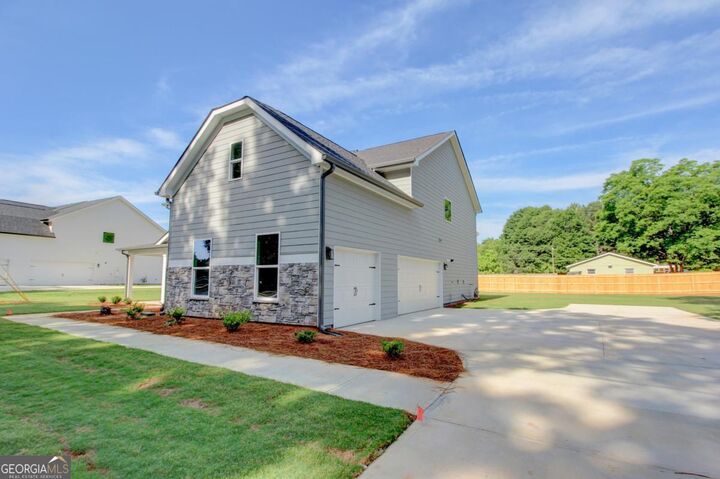 Property Photo: 41 Woodland Road GA 30016