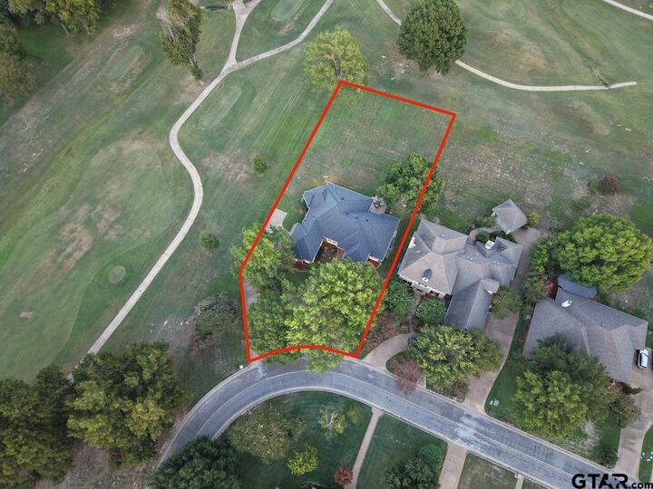 Property Photo: 225 Bayhills Dr TX 75771