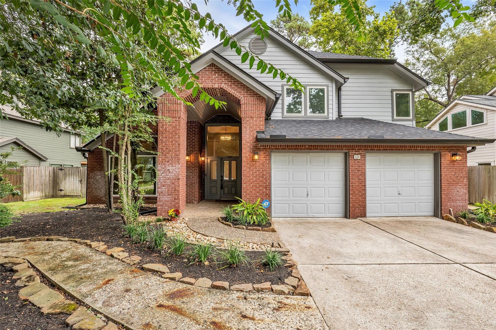 Property Photo: 54 Sky Terrace Place TX 77381
