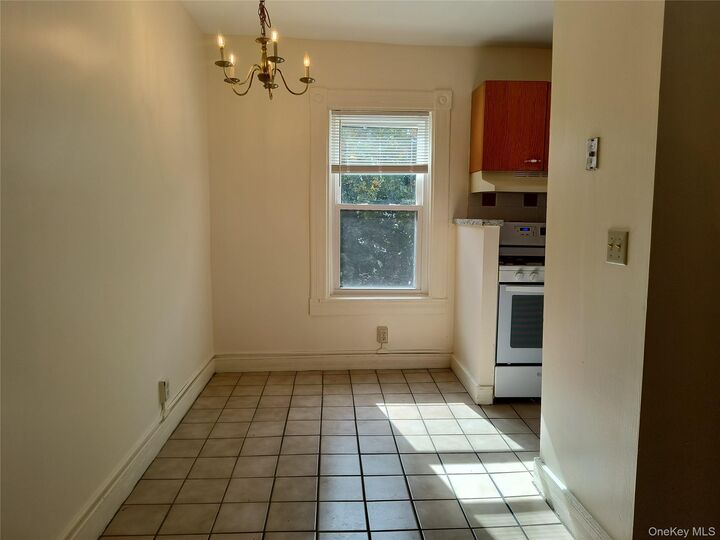 Property Photo:  56 Kent Street 2  NY 12508 