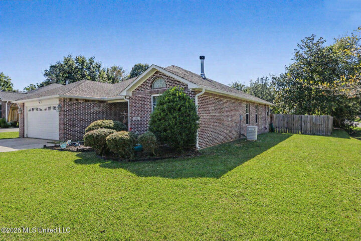 Property Photo:  3321 N 4th Street  MS 39564 