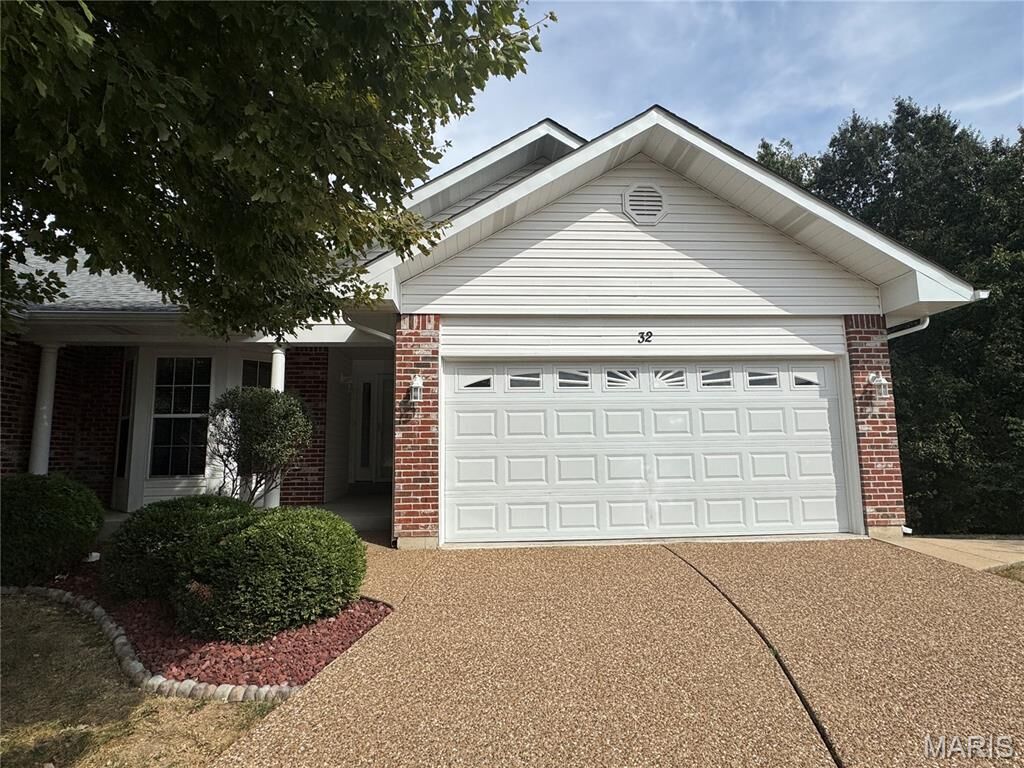 Property Photo:  32 Austin Hill Court  MO 63385 