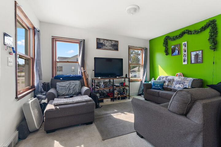 Property Photo: 1446 Selleck Street IL 60417