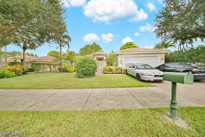 Property Photo:  