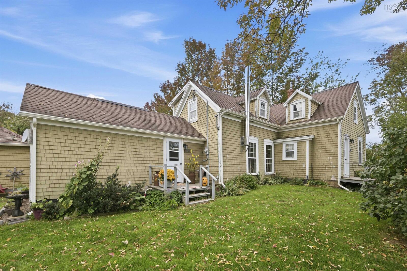 Property Photo:  1186 Falmouth Dyke Road  NS B0P 1P0 